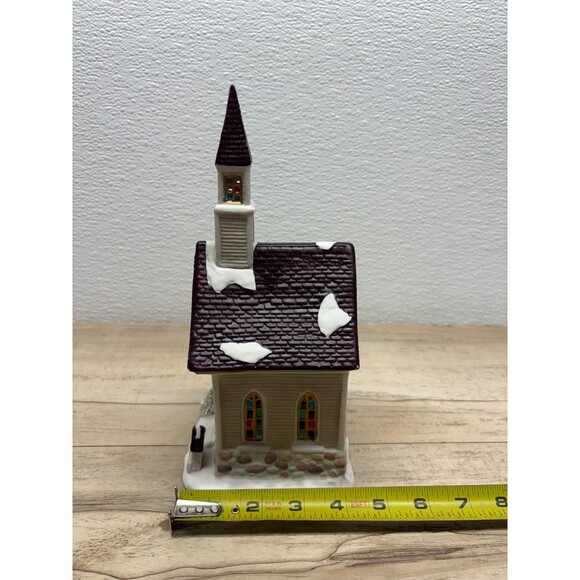 Vtg 1993 Christmas Valley Collection Lighted Porcelain Grace Chapel Church - Picture 15 of 15
